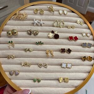 Elegant Gold and White Stud Earrings Set